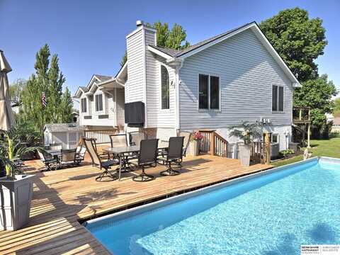 1002 OAK Court, Plattsmouth, NE 68048