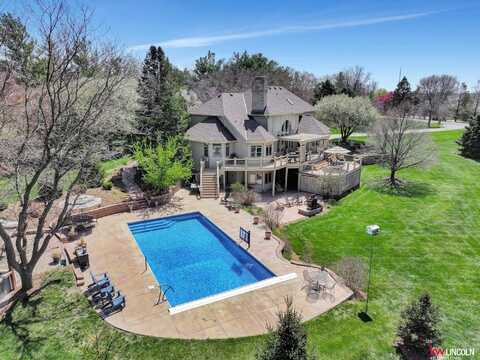 5100 Bridle Lane, Lincoln, NE 68516