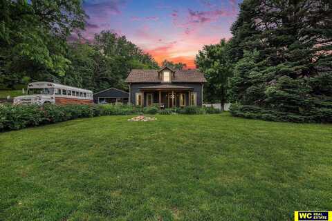 655 S 18 Street, Blair, NE 68008