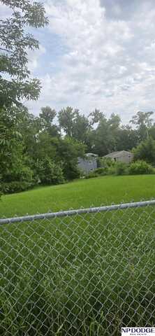 4041 N Curtis Avenue, Omaha, NE 68111