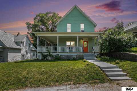 4701 Davenport Street, Omaha, NE 68132