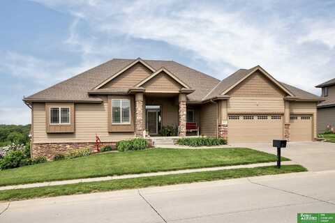 5636 S 234th Street, Elkhorn, NE 68022