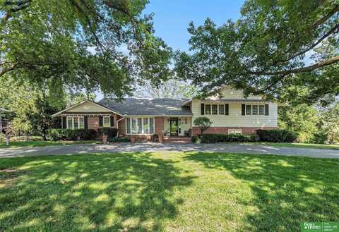 1729 S 76th Avenue, Omaha, NE 68124