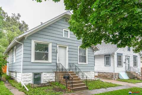 1612 S 12Th Street, Lincoln, NE 68502