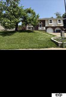 14032 Pierce Street, Omaha, NE 68144