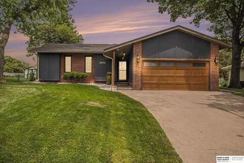 16756 William Street, Omaha, NE 68130