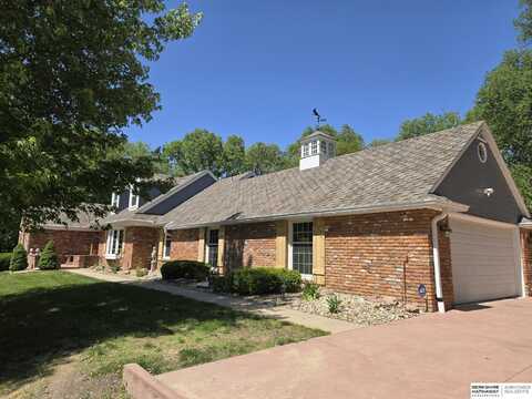 1924 W 8th Avenue, Plattsmouth, NE 68048