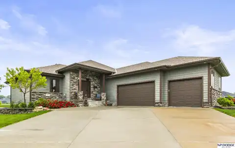 2250 Pathfinder Drive, Fremont, NE 68025