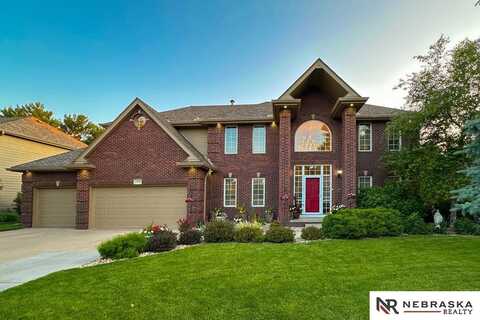 4984 S 175th Street, Omaha, NE 68135