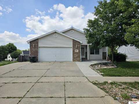 3260 W Sumner Street, Lincoln, NE 68522