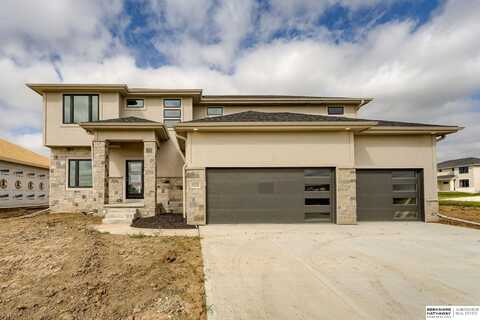 6332 N 207th Street, Elkhorn, NE 68022