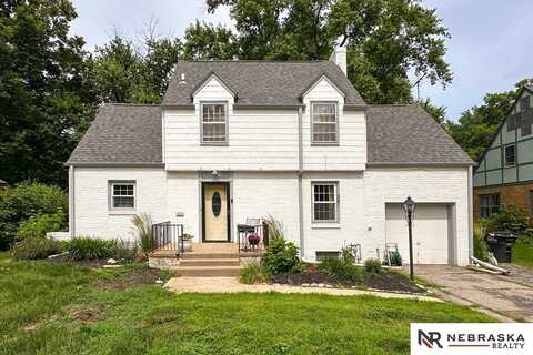 3340 N 48th Avenue, Omaha, NE 68104
