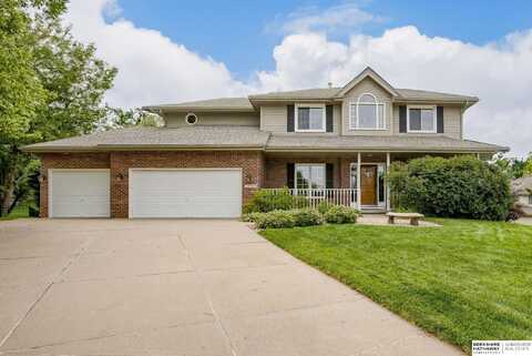 18205 Cedar Circle, Omaha, NE 68130