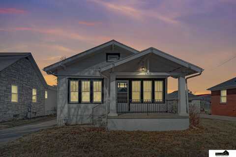 6928 Ballard Avenue, Lincoln, NE 68507