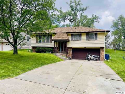 611 Sand Hill Road, Louisville, NE 68037
