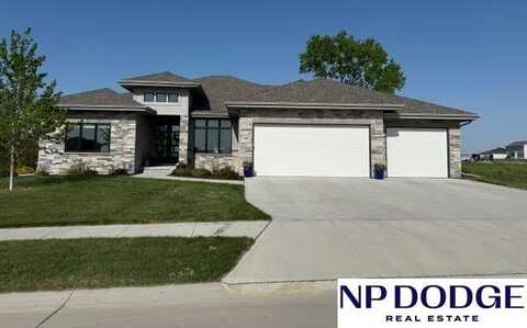 20655 Laurel Avenue, Omaha, NE 68022