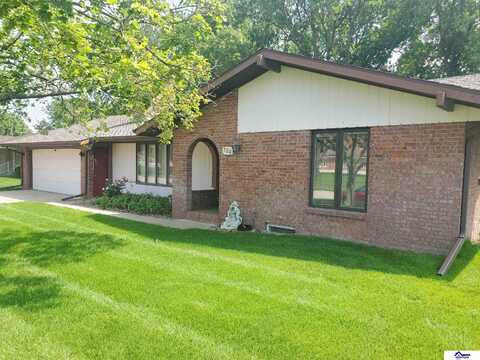 920 17th Street, Henderson, NE 68371