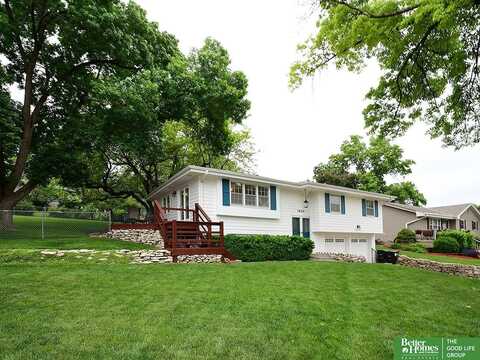 3624 Armbrust Drive, Omaha, NE 68124
