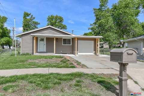 1800 Brower Road, Lincoln, NE 68502