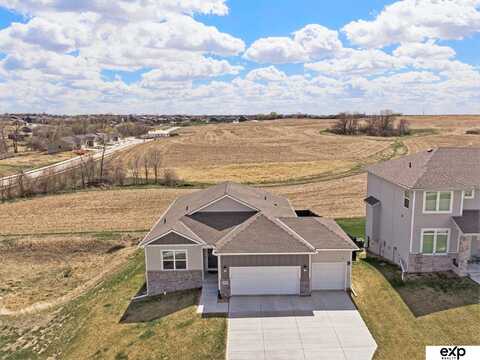 4517 Lawnwood Drive, Bellevue, NE 68133