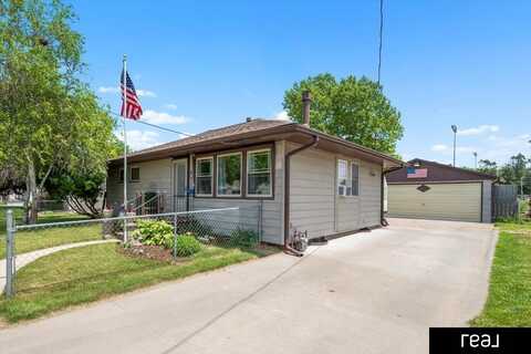 925 N 26 Street, Council Bluffs, IA 51501