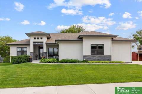 449 Sherwood Drive, Gretna, NE 68028