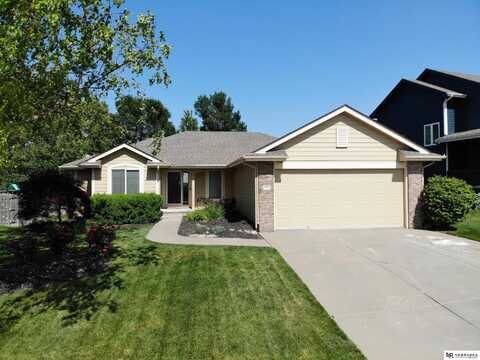 9209 S 170th Street, Omaha, NE 68136