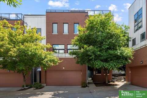 917 S 10th Court, Omaha, NE 68108