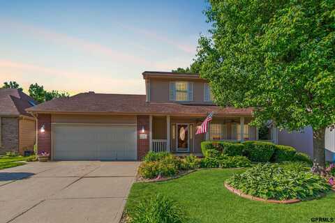 2611 Tulip Lane, Bellevue, NE 68147