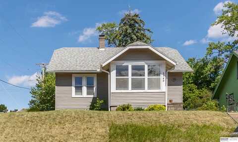 2749 N 48 Street, Omaha, NE 68104