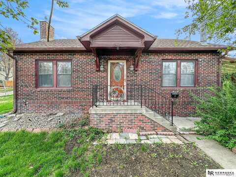 2802 S 12th Street, Lincoln, NE 68502