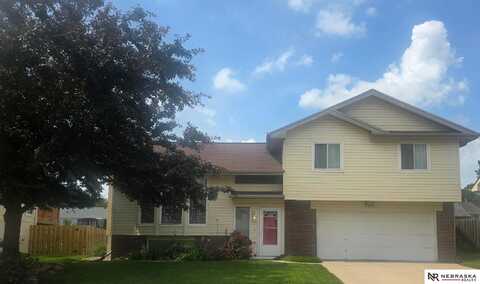 8190 Willit Street, Omaha, NE 68122