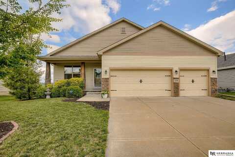 2206 Alexandra Road, Papillion, NE 68133