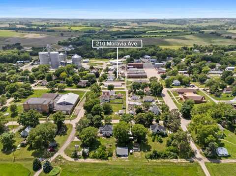 210 W Moravia Avenue, Prague, NE 68050