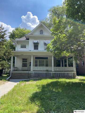 1220 S 20th Street, Lincoln, NE 68502