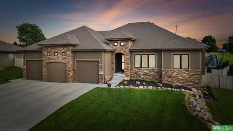 20611 Boyd Street, Elkhorn, NE 68022