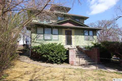 4854 Cuming Street, Omaha, NE 68132