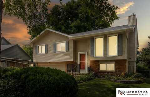 5900 S 28th Court, Lincoln, NE 68516