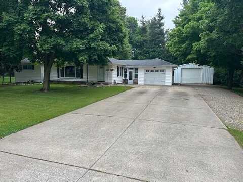 55441 Buckhorn Road, Three Rivers, MI 49093