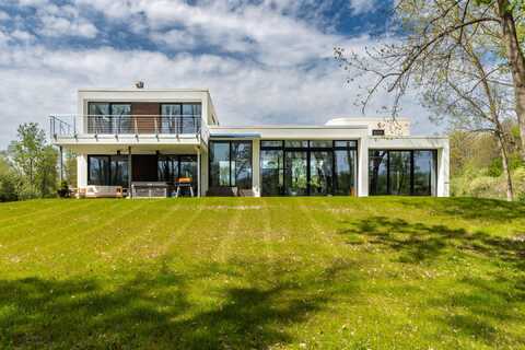 5980 Cherry Hill Road, Ann Arbor, MI 48105