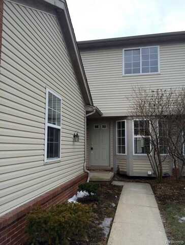 1240 University Drive, Pontiac, MI 48342