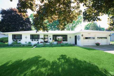 4143 Browning Drive, Saint Joseph, MI 49085