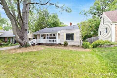 2617 Richards Drive SE, East Grand Rapids, MI 49506