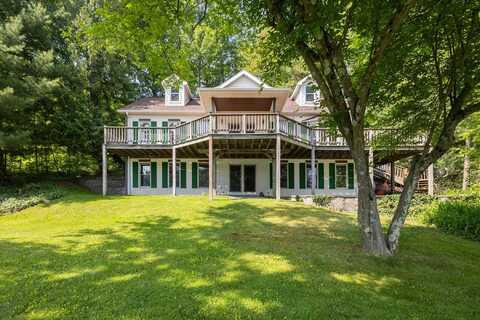 6860 Ashley Avenue NE, Belding, MI 48809