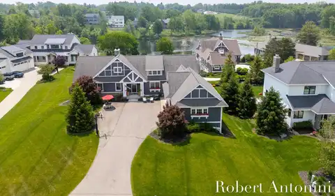 3794 Lake Birch Street NE, Grand Rapids, MI 49525