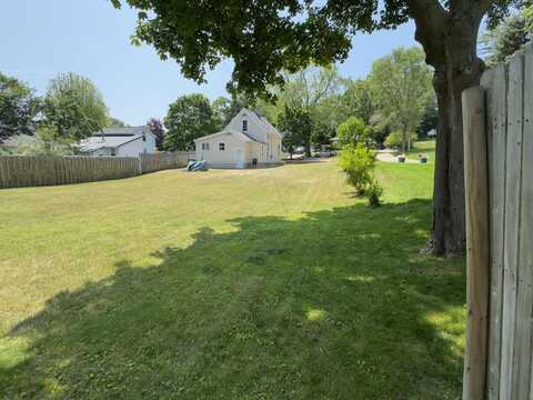 323 Lafayette Avenue, Grand Haven, MI 49417