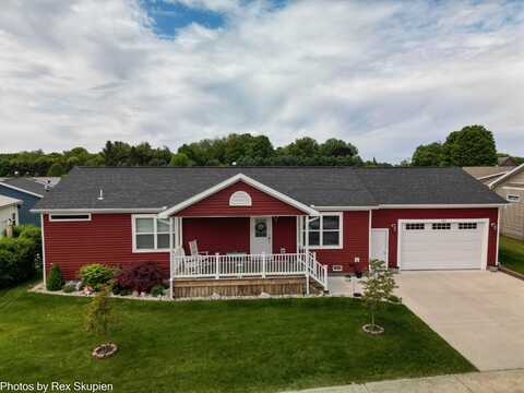 701 Knollcrest Lane, Fremont, MI 49412