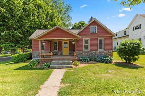 340 E Main Street SE, Caledonia, MI 49316