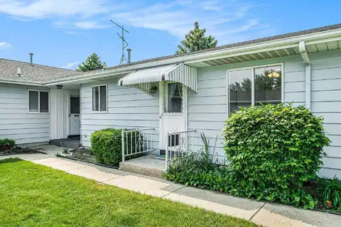 5932 Leisure South Drive SE, Kentwood, MI 49548