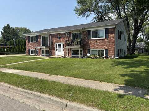 215 Vinewood Avenue, Sturgis, MI 49091